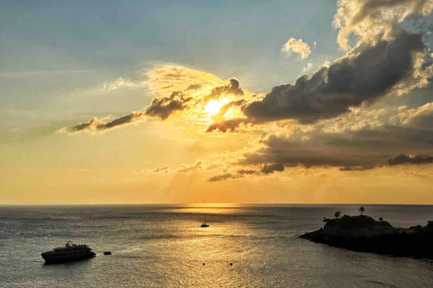 Phuket: Schnorcheln auf der Koralleninsel &amp; Abendessen bei Sonnenuntergang am Promthep-KapPhuket: Schnorcheln auf der Koralleninsel &amp; Abendessen bei Sonnenuntergang in Promthep