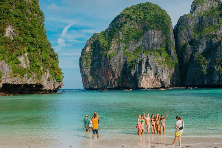 Phi Phi: Ganztagestour mit Longtailboot und Sonnenuntergang