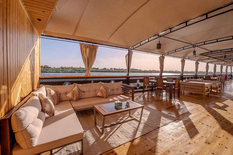 Aswan: 4-Day Luxury Dahabiya Nile Cruise