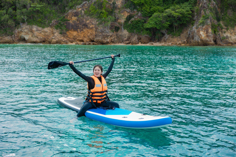 Phuket: Phi Phi, Maya Bay & Maiton Island Tour by Catamaran