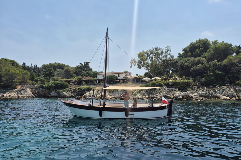 Cannes Private Boat Cruise with Captain and Water Activities Cannes Private Boat Cruise with Captain and Water Activities