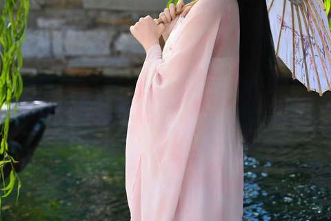 Shanghai: Zhujiajiao Water Town Tour with Hanfu Photos Zhujiajiao Water Town Tour+Boat Ride+Hanfu photography