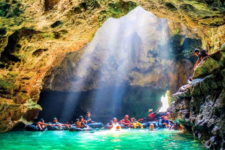 Yogyakarta: Mangunan Sunrise & Pindul Cave Full Day Tour Mangunan sunrise for 3 persons