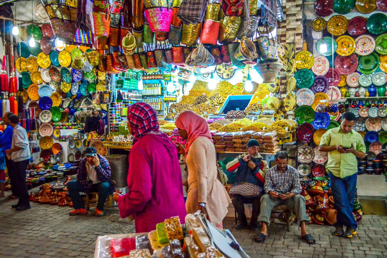 Djerba-Tataouine: tussen Berbertradities en spectaculaire landschappenDjerba-Tataouine: Tussen Berbertradities en spectaculaire landschappen