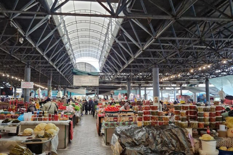 Chisinau: Private City Walking/shopping Tour