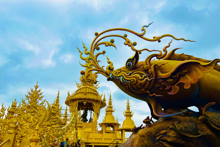 Chiang Mai: Chiang Rai-White-Blue-Big Buddha &amp; Lalitta Café[Privat] Chiang Rai-Weiß-Blau-Big Buddha &amp; Lalitta Café