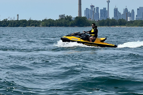 Toronto: Jet Ski Guided Tour with Training Session Toronto: Jet Ski Guided Tour with Training Session