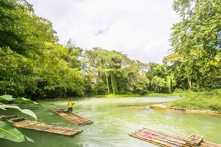 Khao Lak: Safari privado por la selva de Khao Sok con rafting en bambú