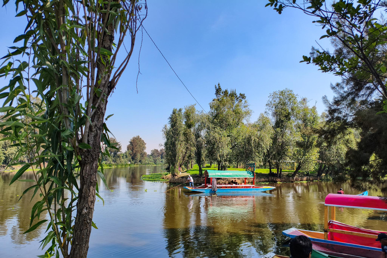 Xochimilco: Original Doll Island, & Axolotl Tour Mexico City: Canals, Original Doll Island, & Axolotl Tour