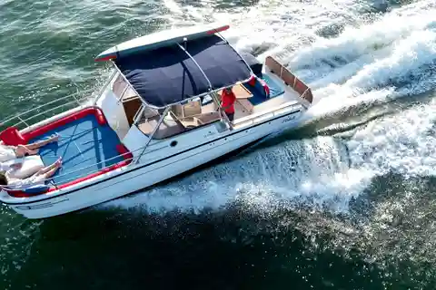 Marseille: Boat Tour to the Calanques of the Blue Coast