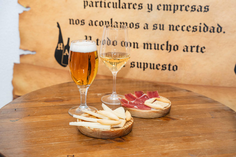 Málaga: Gourmet Tapas and Wine Tour