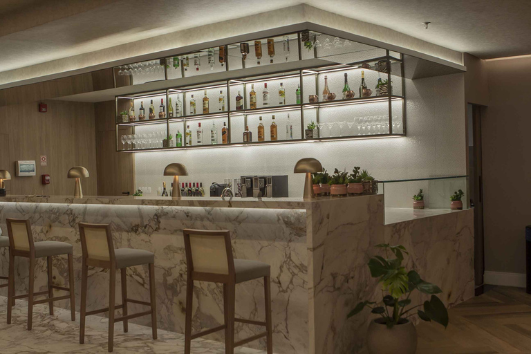 GRU Sao Paulo Guarulhos International Airport: Lounge Access T1 Domestic Departure: W Lounge