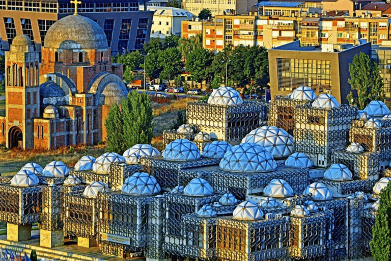 Von Skopje aus: Pristina Tagestour