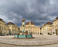 La follia strisciante a corte nel 1814 - Hizvo