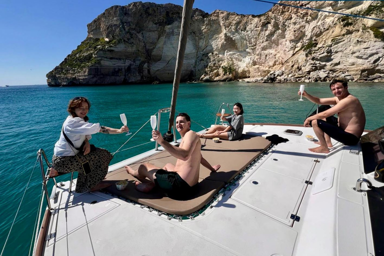 Cagliari: Catamaran Tour, Swimming, Snorkeling, & Prosecco Cagliari: Sailing Tour with Snorkeling and a Prosecco Toast
