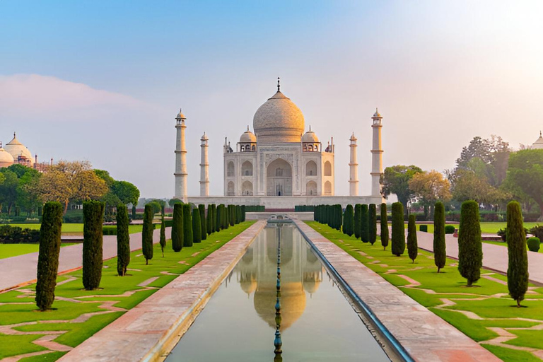 Delhi: 2-Day Private Delhi & Agra with Taj Mahal Tour by Car Private AC transport, 5-star accommodation tickets, & guide