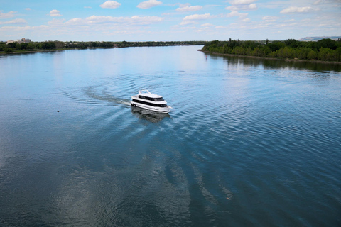 Water2Wine: Columbia River Cruise with Lunch