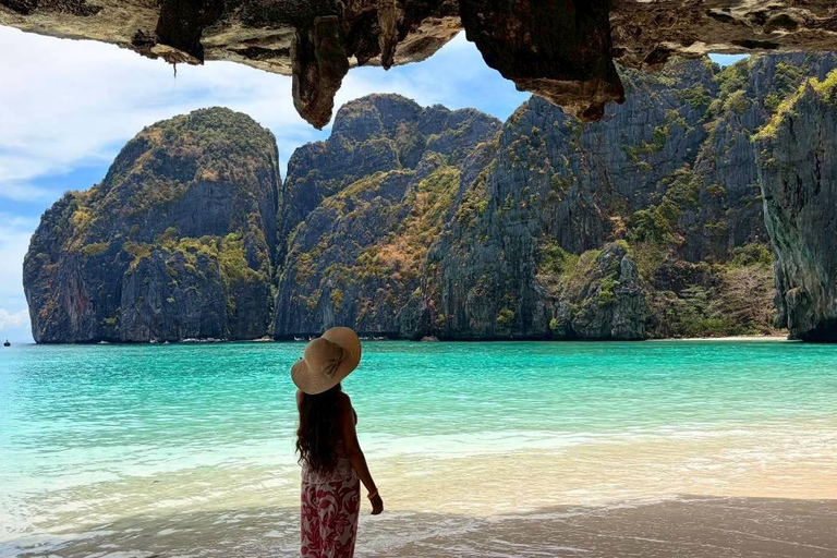 Phuket : Phi Phi Monkey Beach with Snorkeling & Lunch