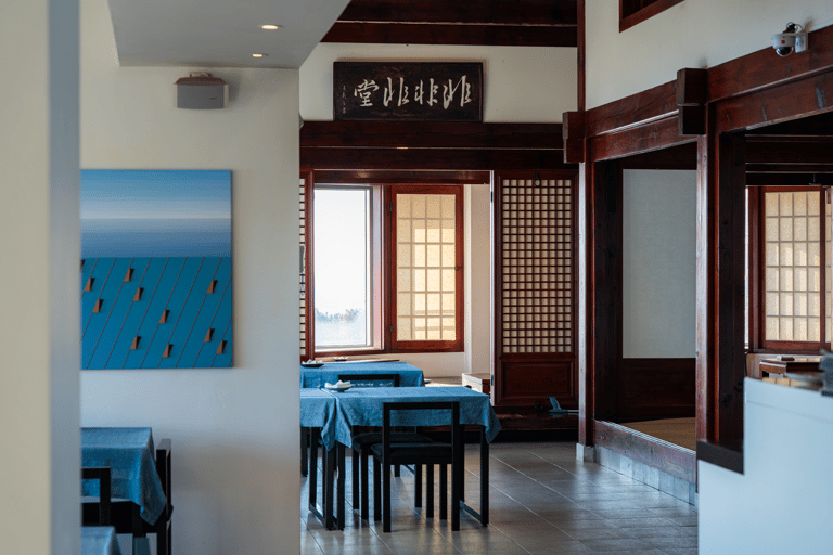 Busan: Korean Tea Ceremony Experience at Bibibidang