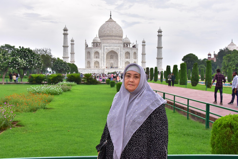 Agra: Taj Mahal & Agra Fort Skip-the-line Tour with Pick-Up Tour with Private Car, Driver and Local Expert Tour Guide