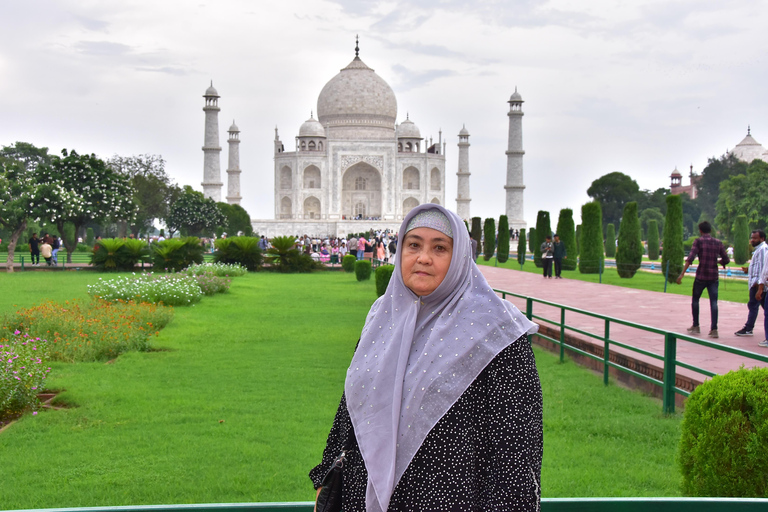 Agra: Taj Mahal & Agra Fort Skip-the-line Tour with Pick-Up Tour with Private Car, Driver and Local Expert Tour Guide