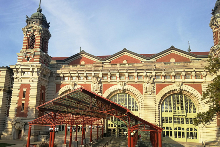 NYC: Statue of Liberty & Ellis Island Ferry & Audio Tour
