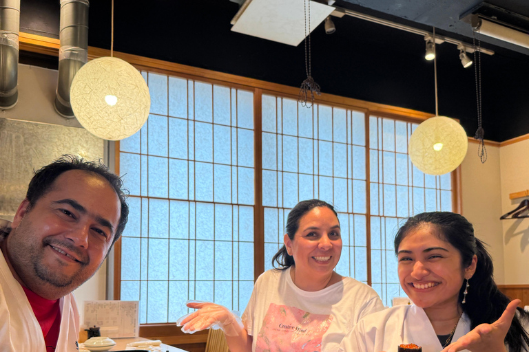 Osaka Sushi Making Experience in Umeda