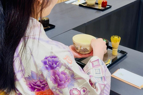 Osaka: Japanese Culture Experience Tea Ceremony Calligraphy