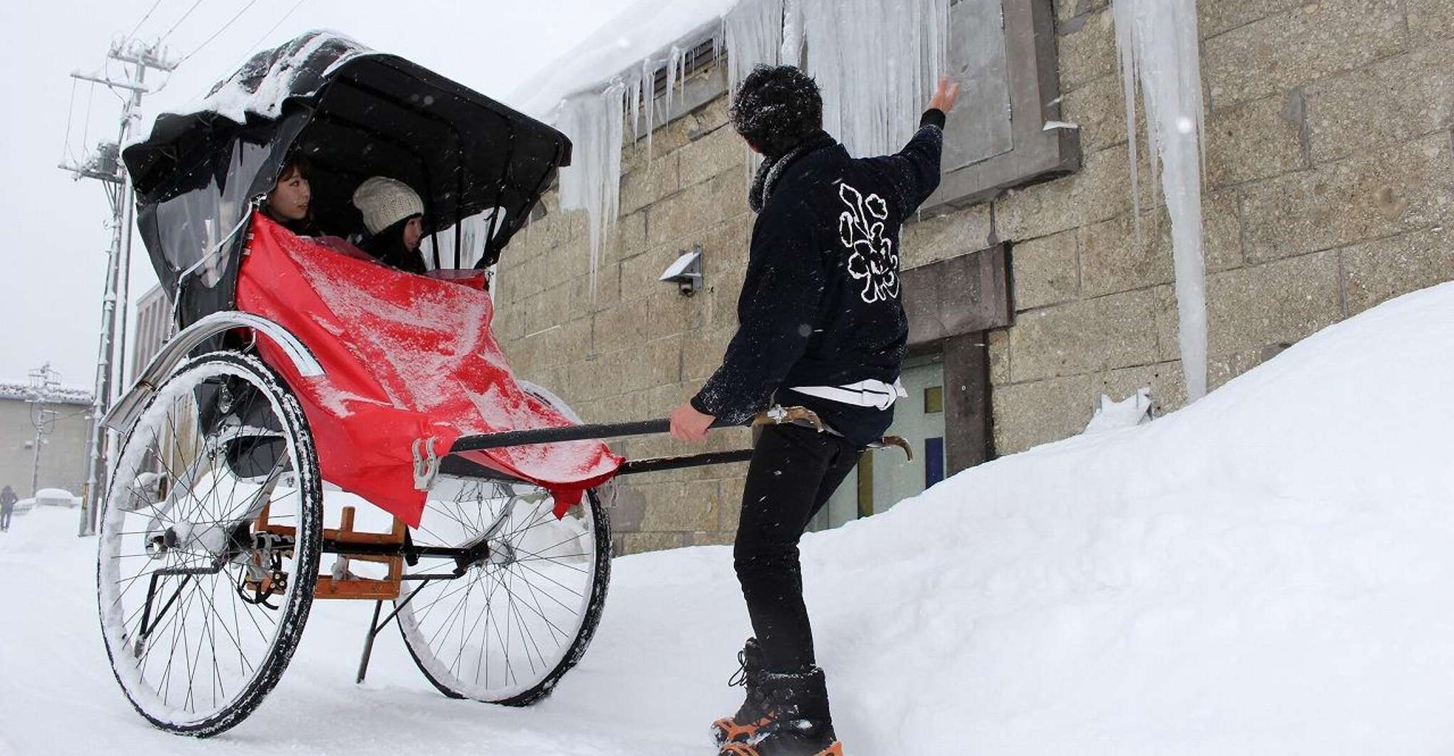 Otaru, Private Otaru Sightseeing Tour by Rickshaw - Housity