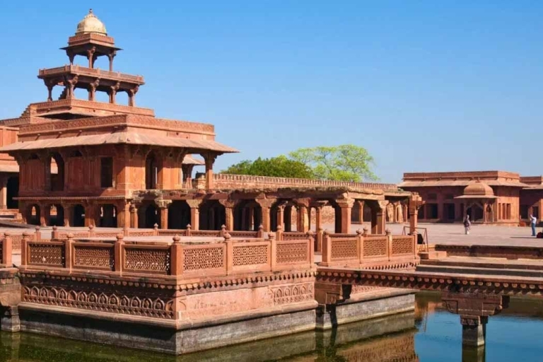 From Delhi: Agra & Fatehpur sikri tour by car Including Tickets, Lunch , Guide & Car