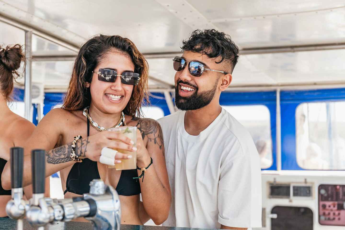 Lanzarote: Dagsferð að Papagayo ströndunum með seglkatamaran