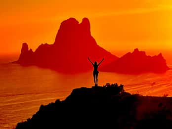Ibiza: Hike to the most secret spots