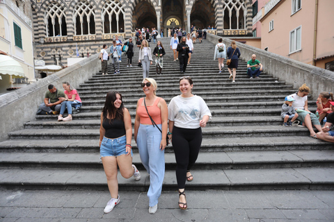 Depuis Rome : Excursion d'une journée à Amalfi et au parc archéologique de Pompéi