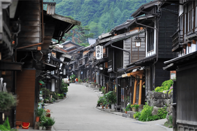 Kamikochi Private Hiking Trip from Tokyo, Nagoya & More From Nagoya: 1-Day Private Trip with Guide