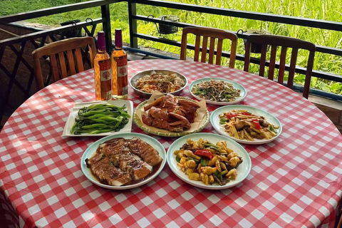 Guangzhou: Gulong Gorge Private Tour with Lunch & Skywalk