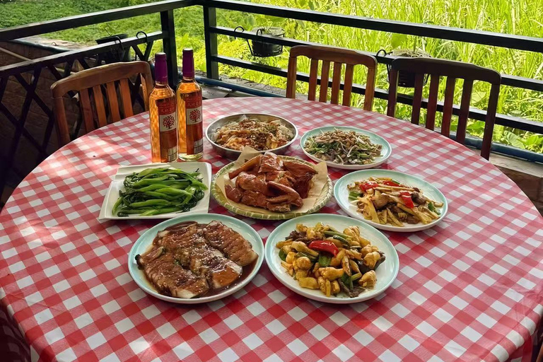 Guangzhou: Gulong Gorge Private Tour with Lunch & Skywalk