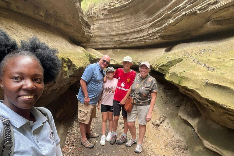 Nairobi: Hell's Gate National Park and Lake Naivasha Tour