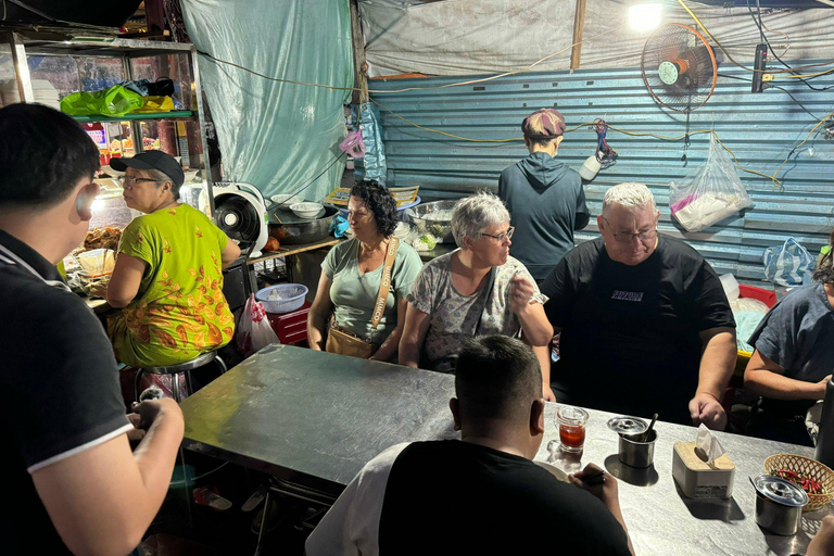 Hoi An Street Food Wycieczka prywatna z przewodnikiem LGBTWycieczka piesza