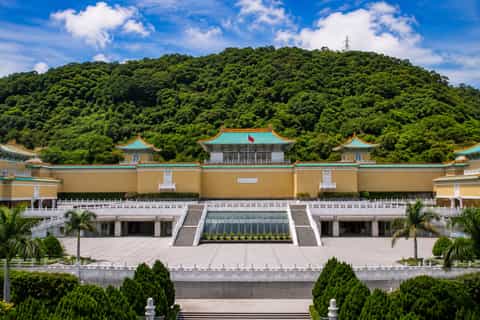 Taipei National Palace Museum Guided Tour & Admission Ticket - Image 3