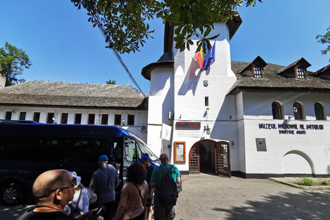 Panoramaturné i Bukarest med tre stopp och två besök.