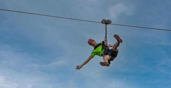 Madeira JeepTour:Optional Zipline&GiantSwing, Volcanic pools