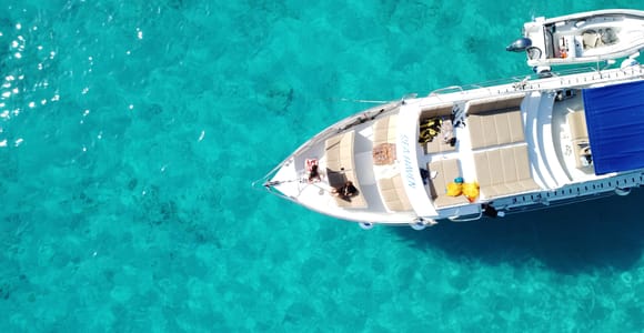 Comino:Blue & Crystal Lagoon,Gozo & Seacaves Half day cruise