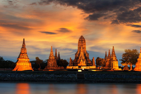 Bangkok: Tour nocturno de Ayutthaya (Únete al tour)