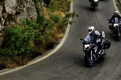 Atenas: Passeio de mota autoguiado com rota GPSAtenas: passeio de moto autoguiado com a Benelli 502