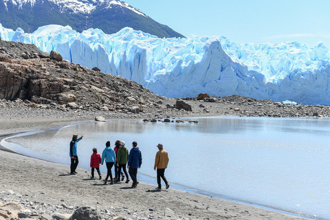 Safari Azul: The Perito Moreno Glacier in your hands. Sail and Walk on Perito Moreno Glacier with Transportation from El Calafate