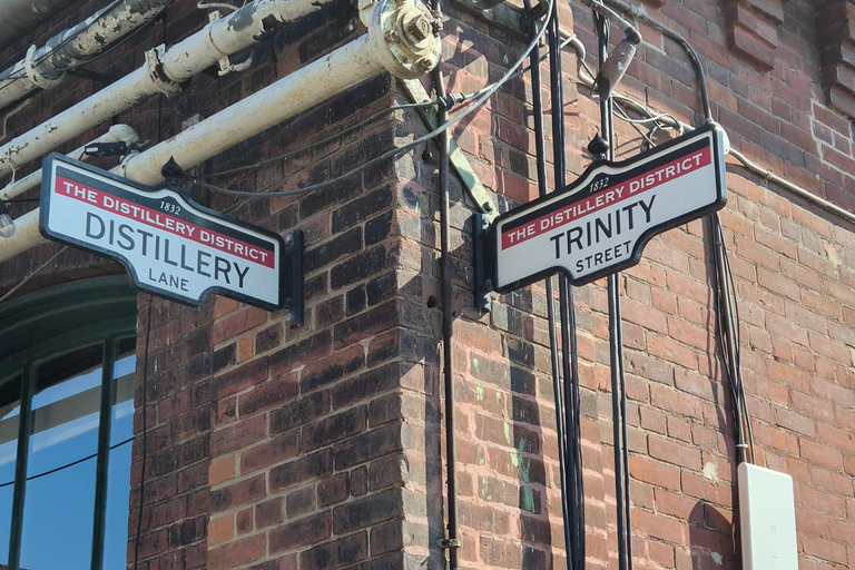 Toronto: Express - St. Lawrence Market+Distillery Food Tour