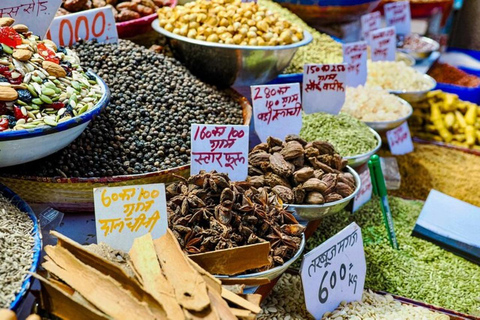 Shopping Tour of Old Delhi and New Delhi With Guide Shopping Tour With Professional Guide and Tuk-tuk Ride