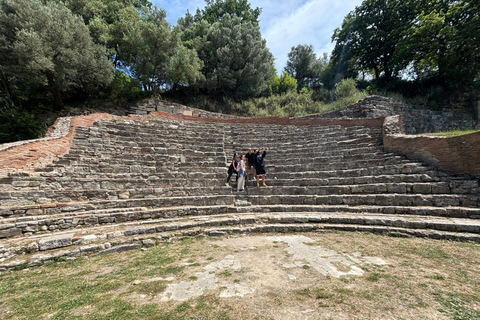 Vlorë: Apollonia & Berat Tour with Airport Transfer