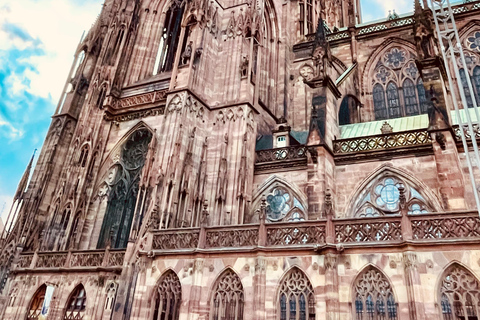 Strasbourg: Notre-Dame Cathedral Guided Walking Tour Notre-Dame Cathedral Guided Tour in Spanish