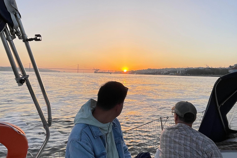 Lisboa : Journée et coucher de soleil sur le Tage